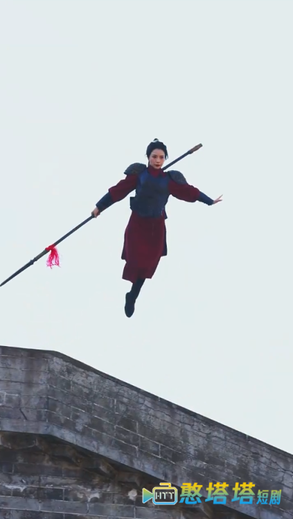 女帝要选妃我誓不做男宠全集在线观看