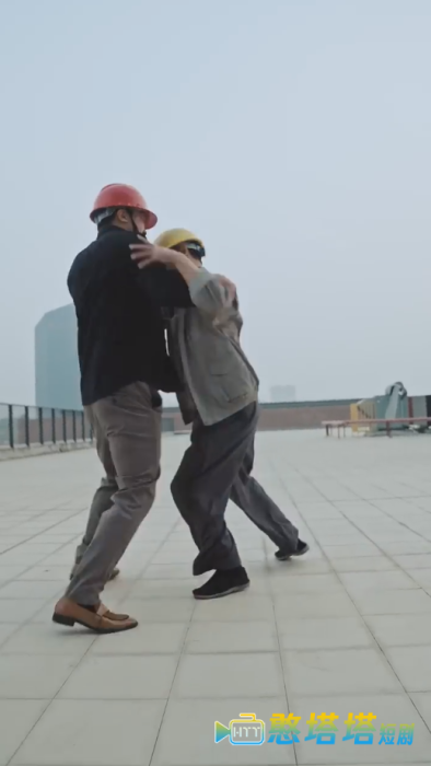  以爱为名 短剧版 全集在线观看